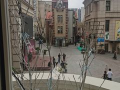 -鲁邦国际风情街(麦世达韩国精品百货店)