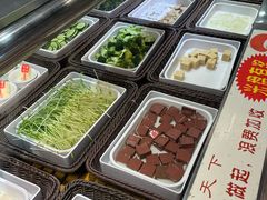 -尚品海鲜肥牛自助火锅(湖明店)