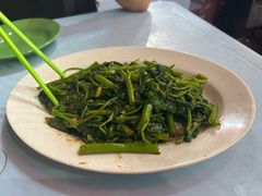 -明记烧鱼美味店