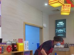 -阿婆情腊排骨火锅(金虹路店)