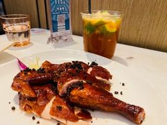 -港丽餐厅(高德置地店)