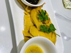 特色白斩鸡-老大同酒家·糟卤·本帮菜(中山公园店)