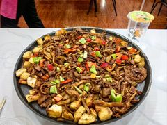 -老周炒拨拉(甘州总店)