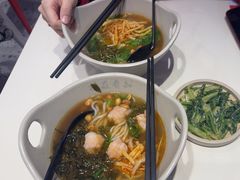 -桂在香知桂林米粉(南岗松雷店)