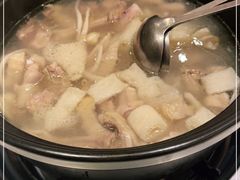 -东椰·海南椰子鸡火锅(朝阳门店)