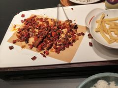 -忆江南·临江鱼馆