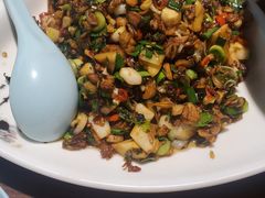 -有红鸡毛店·川菜(建设路店)