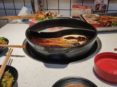 -钢管厂五区小郡肝串串香(奥克斯广场锦城万达店)