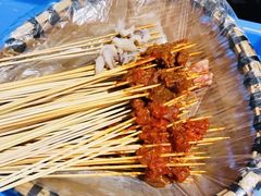 -马路边边串串香(苗栗路店)
