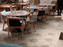 -必胜客(花都百业店)