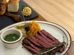 -Mark&Mars Restaurant