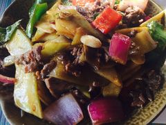 芒果炒牛肉-纳兰傣雀傣味餐厅