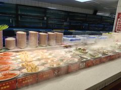 -四囍码头海鲜烧烤自助火锅(外滩南京东路悦荟广场店)