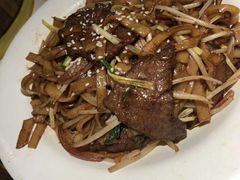 -新大咀港式茶餐厅(宝山万达店)