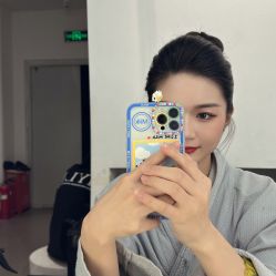 -艾米丽婚纱礼服