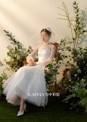 -雪中彩影婚纱摄影·微光艺术中心