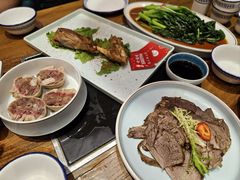 -蒙亨·手把肉·蒙古包文化主题餐厅(天恒广场店)