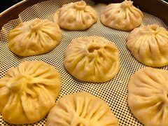 鲜肉灌汤包-三道菜(明堂公园店)