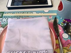 -水桶王国主题餐厅·聚会·生日派对·亲子活动·家庭套餐(亚龙湾希尔顿店)