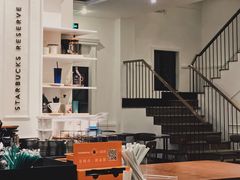 大堂-星巴克臻选(广州沙面店)