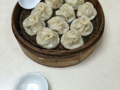 鲜肉小笼-新丰小吃(高银街分店)