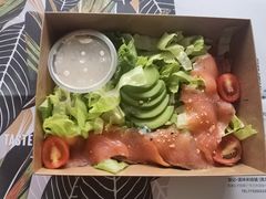 -HELLO 27 意面·沙拉·帕尼尼