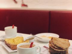 -亚坤(新达城广场B1店)