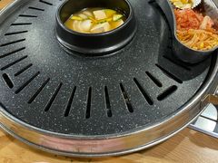 -江南猪肉商会无限续吃(弘大店)