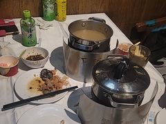 -领鲜活海鲜榴莲自助火锅(东门店)