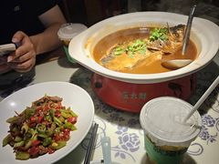 -卢大鲜鱼头捞饭(美利广场店)