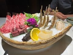 海鲜牛肉双拼-最品火锅