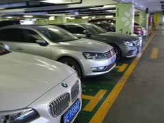 -印象城购物中心-停车场