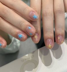 -Lucky girl建构养甲·中式翘睫专业店