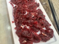 鲜嫩牛肉-潮悦牛肉火锅城(水贝店)