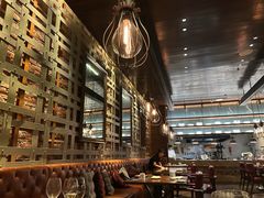 -恰餐厅及酒吧 CHAR Bar & Grill (北京丽都皇冠假日店)