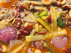 -金渝海鲜烧烤万州烤鱼店