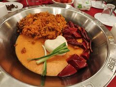 -山城年华老火锅(玉林店)