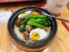 -华记煲仔华·煲仔饭(市桥易发店)