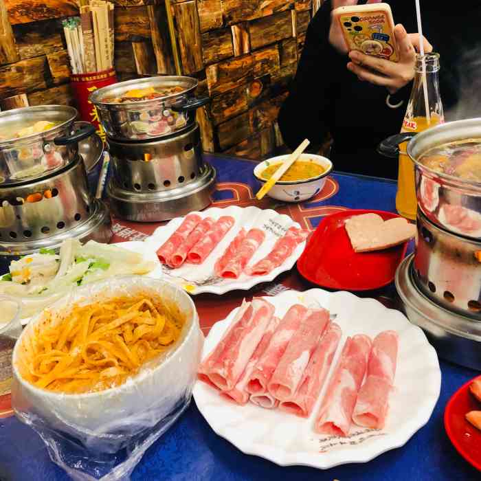 重庆小火锅-"小南门附近有很多网红好吃的,这个小火锅,.