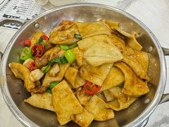 -江城燕子大排档(江汉路步行街店)