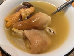 -一朵菌·野生菌探索家火锅(南亚店)