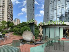-极光口腔·矫正种植修复(锦江店)