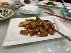 -梅龙镇酒家(南京西路总店)