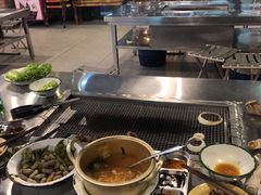 -马路牙子烧烤音乐酒馆(望京店)