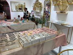 -肆兮眼镜·蔡司·徕卡战略合作店(大坪店)