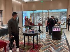 -Gucci(重庆IFS店)