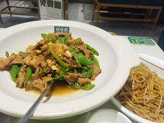 -绿草地·湘菜(7mall店)