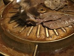 -猪啊牛呀羊啊铜盘烤肉(正大广场店)