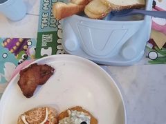 -水桶王国主题餐厅·聚会·生日派对·亲子活动·家庭套餐(亚龙湾希尔顿店)