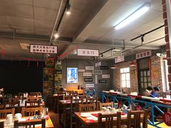 大堂-清真·老金烧烤(舜华南路店)
